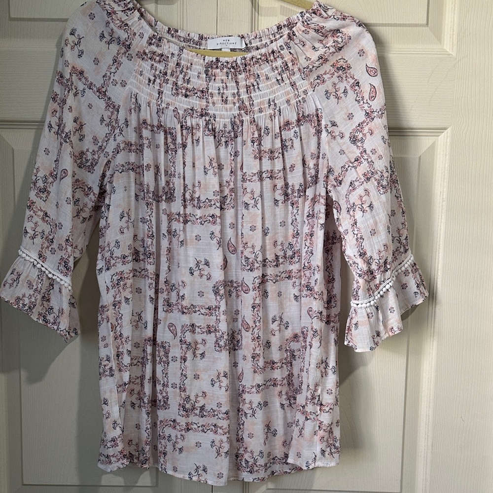 New Directions Women's Blouse - White and Pink Pattern